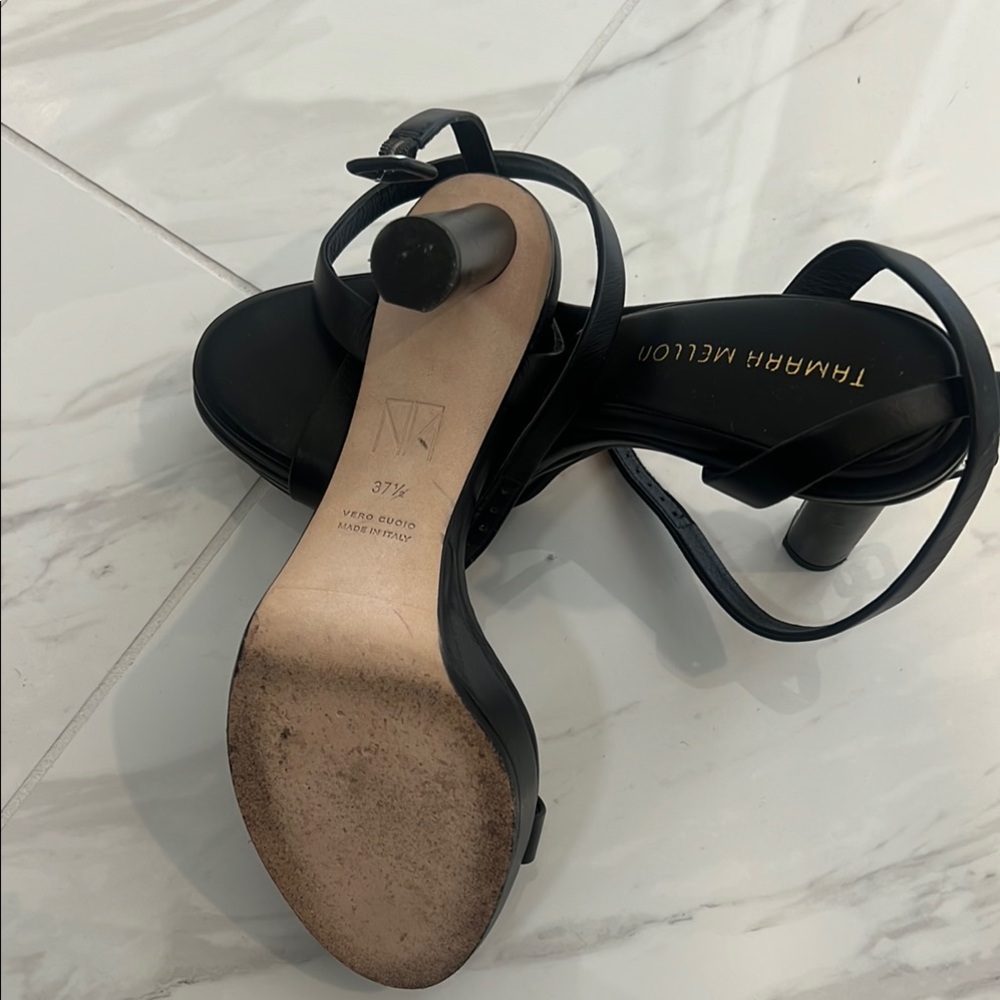 Tamara Mellon Elegant Black Heels - Picture 5 of 7